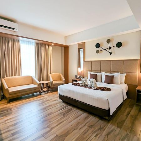 Horison Ciledug Yakarta Exterior foto