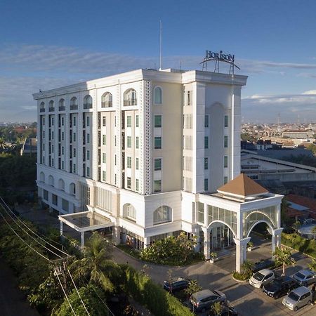 Horison Ciledug Yakarta Exterior foto