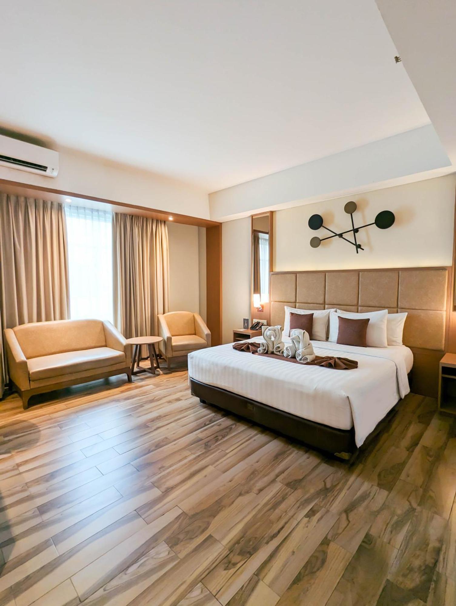 Horison Ciledug Yakarta Exterior foto
